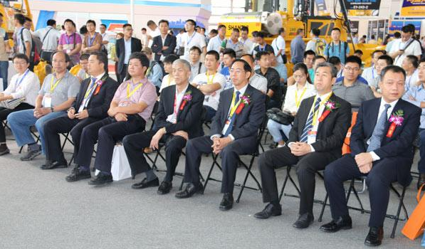 山推、混凝土、混凝土機(jī)械、混凝土機(jī)械應(yīng)用技術(shù)