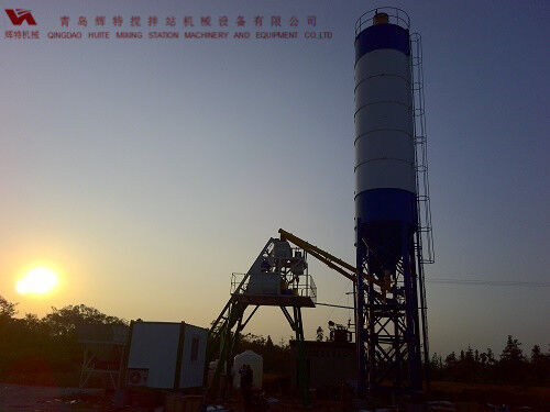 攪拌站HZS35易損件少，維護(hù)簡單，運(yùn)行費(fèi)用低