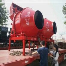 廠家直供生產(chǎn)率高、攪拌質(zhì)量好、造型美觀、移動(dòng)方便混凝土攪拌機(jī)