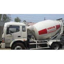 5方混凝土攪拌運(yùn)輸車(chē)